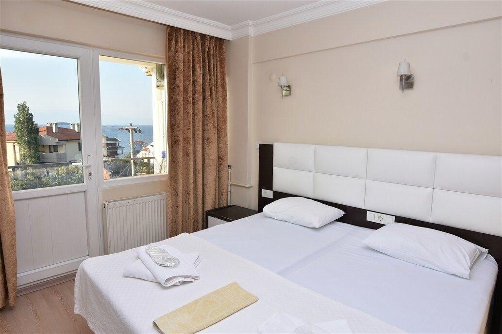 Uzunhan Hotel Аявали Екстериор снимка