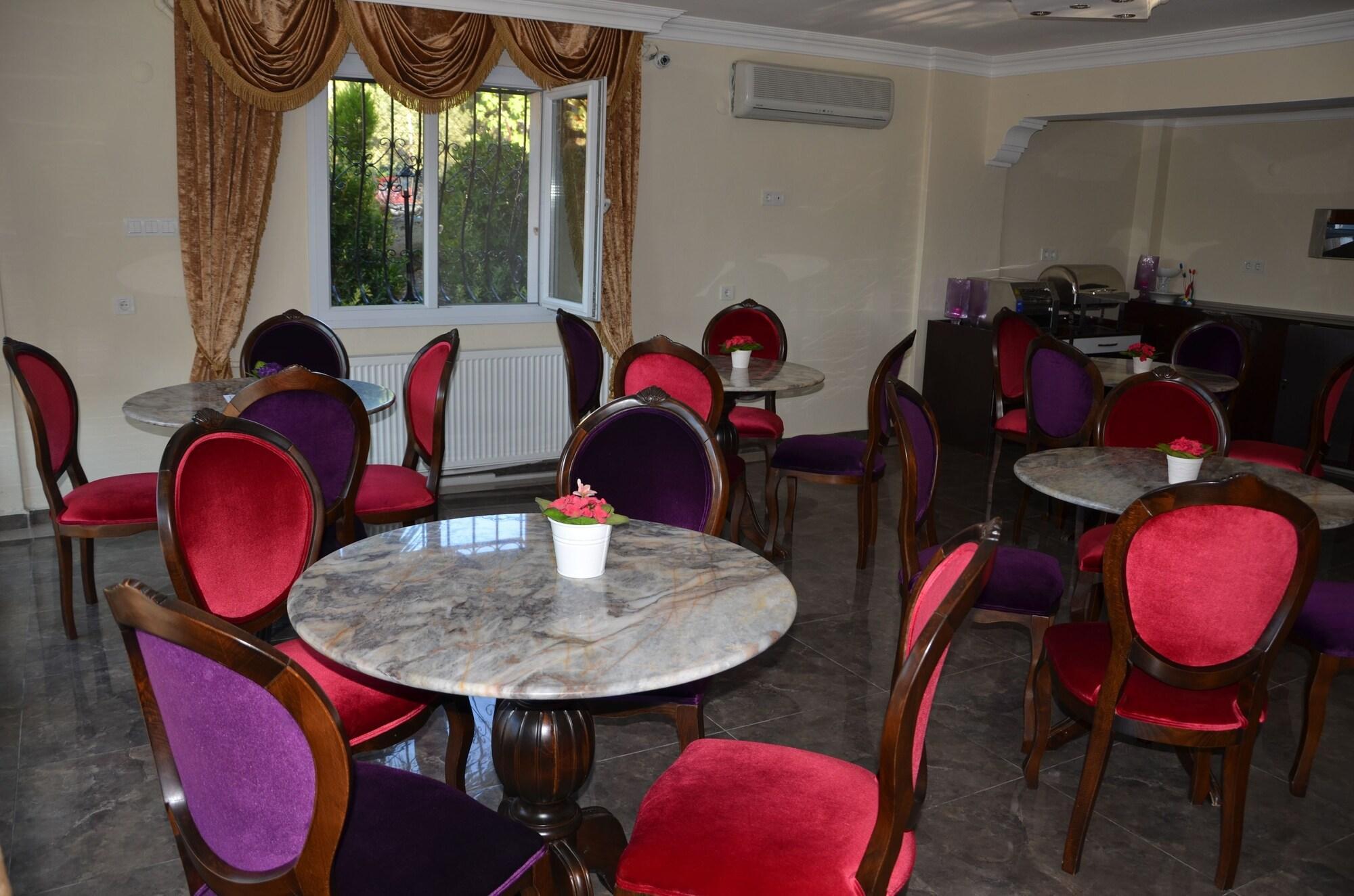 Uzunhan Hotel Аявали Екстериор снимка
