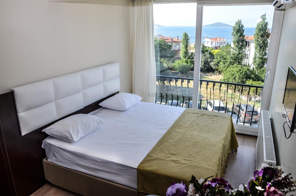 Uzunhan Hotel Аявали Стая снимка